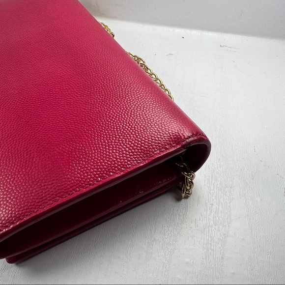 Saint Laurent Monogram WOC - Picture 7 of 14